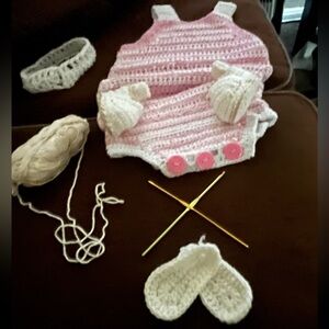 Baby rompers made with 💯 % cotton yarn 🧶 with snap for easy access